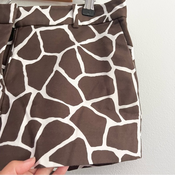 Michael by Michael Kors Brown Giraffe Printed Chino Shorts Cotton Spandex Sz 6 - Picture 5 of 7